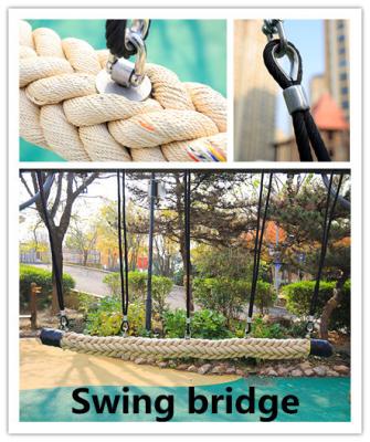 中国 屋外ロープの子供のための上昇の運動場の旋回橋 販売のため
