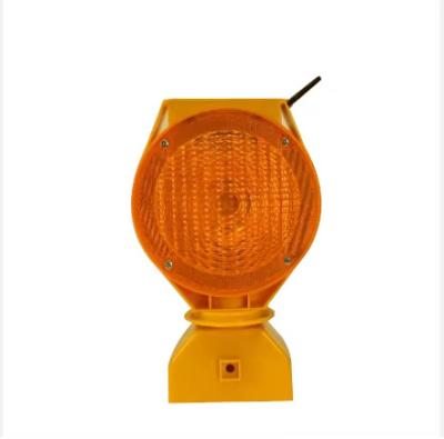 China Solar Powered Road Construction Traffic Blinking Barricade Warning Lights Obstacle Safety Flashing Light for sale
