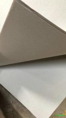 China O rasgo amigável 110g resistente de Eco 1092mm coloriu Rolls de papel à venda