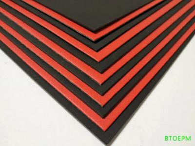 Chine La taille rouge noire 18inchx150ft grand 230g 250g a coloré le papier Rolls à vendre