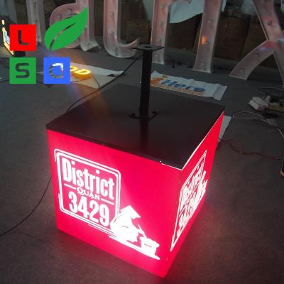 China Wasserdichtes IP65 LED-Blatt-Zeichen führte Würfel-Leuchtkasten 3d führte Leuchtkasten-Gesichts-Lite-Effekt zu verkaufen