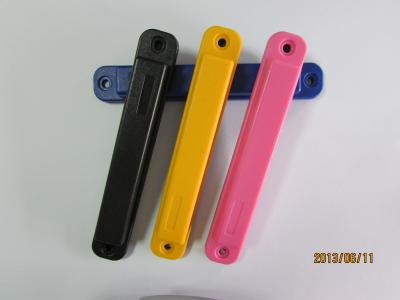 China UHF Anti Metal tags Low Cost Reusable Rfid Tags For Stock Management for sale