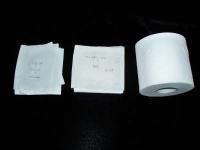 China Rolo ultra macio Unbleached do papel higiénico tecidos de 3 dobras, polpa de madeira virgem à venda