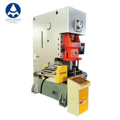 China JH21-200 Ton Metal Stamping Press Machine, máquina da imprensa de poder do C de 910mm com alimentador à venda