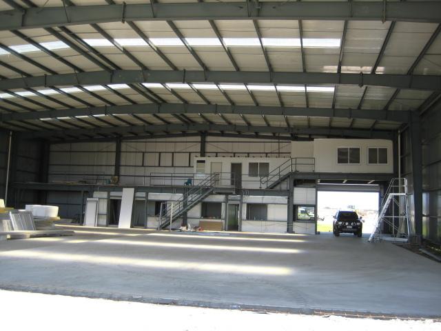 Steel structure construction details