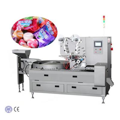 China Máquina de embalar guardanapos de travesseiro automática Flow Sabonete para hotel Saco de ambientador Saco de papel de seda à venda