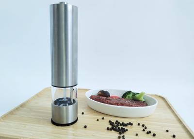 Chine Electric Salt And Pepper Grinder Set  - Stainless Steel Battery Operated Salt & Pepper Mills With Light - Complimentary à vendre