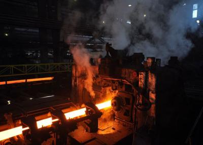 中国 ステンレス鋼のための炭素鋼の管の金属の穴あけ器機械400KWはФ300 Mmを配管します 販売のため