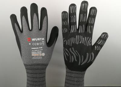 China Los guantes aislados espuma micro del nitrilo, los guantes sumergidos nitrilo aumentaron el modelo del grano en venta