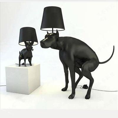 China Contemporary dog floor lamp resin black dog animal scandinavian floor lamp(WH-VFL-15) for sale