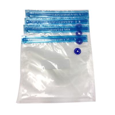 China Sandwich Clear Vacuum Seal Bags , 33.9mpa 100UM Xl Vacuum Seal Bags With Air Valve for sale