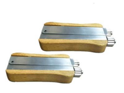 China Frame Honey Bee Hive equipment Metal Wire Tightener Crimper Tool Wooden Handle for sale