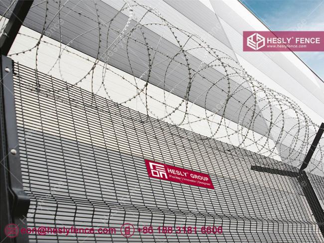concertina razor wire coil