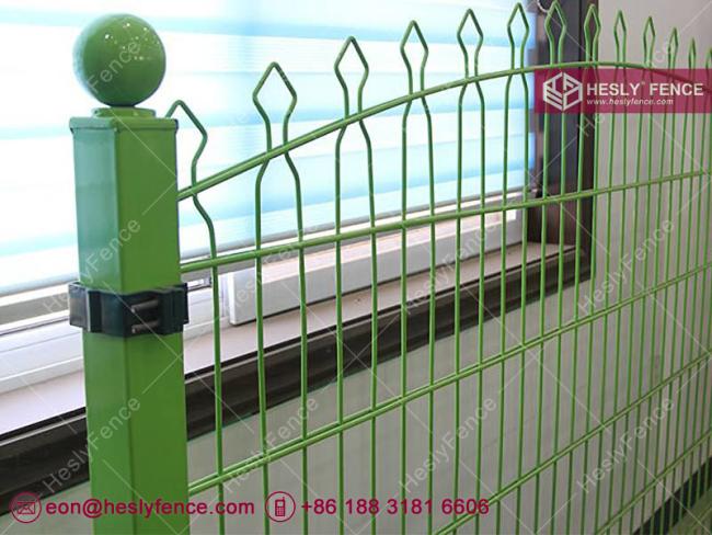 green decorative mesh fencing