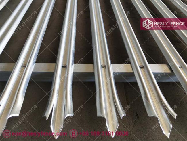 W pale palisde fencing