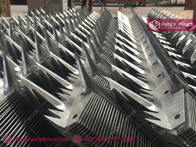fence topping spikes