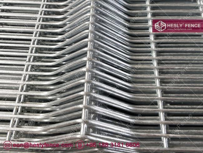 hot dipped galvanised 358 mesh fencing panel