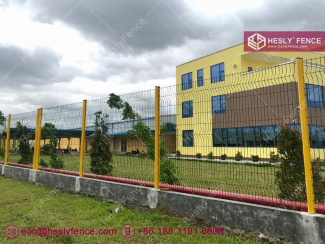 China Welded Wire Mesh Fence