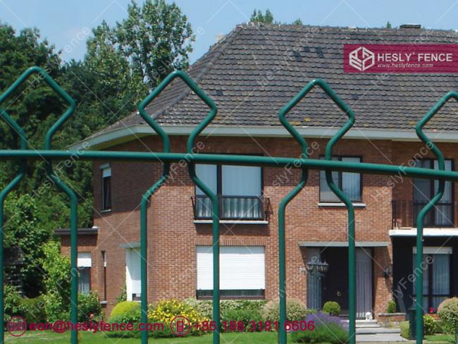868 decorative garden fencing