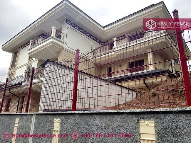 656 twin wire mesh fence