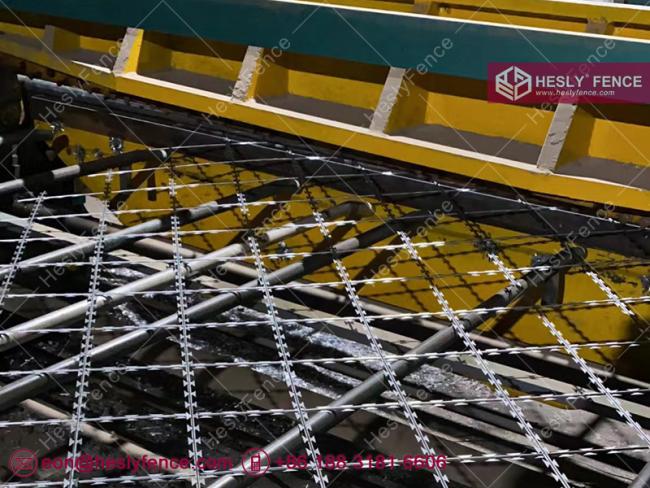 diamond razor mesh fencing