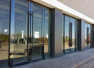 China Puertas de entrada delanteras de la tienda de cristal de aluminio comercial de NFRC con ADA Compliant Threshold en venta