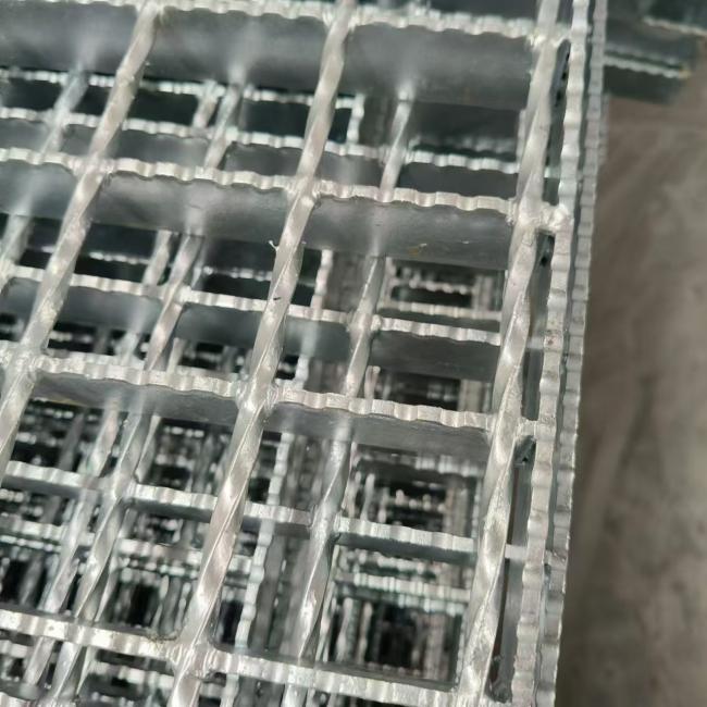 Customized Industrial Steel Grating for Various Applications