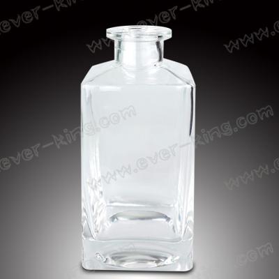 China White Flint Glass 1500 ML Custom Rum Bottles for sale