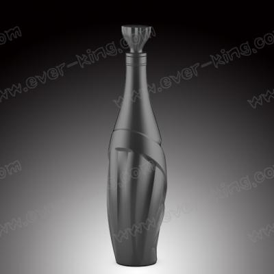China Claro vacío rápido 700ml de la botella de vidrio del licor negro de la vodka de la entrega en venta