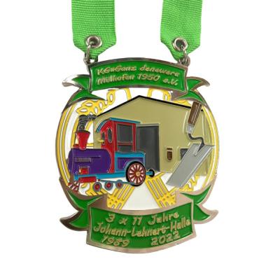 China Custom Hanging Metal Sports Medal Soft Hard Enamel Carnival Medal With Ribbon for sale