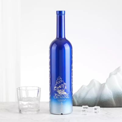 China 700ml 750ml Classic Vodka Bottle with Frost and Cork Screen Printing in Round Shape for sale