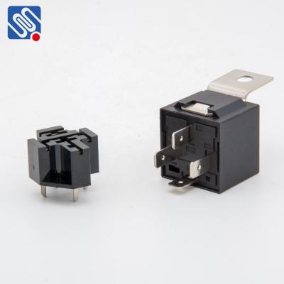 China PCB Type Relay Switch Harness 12v 24v 30a 4 Pin 5 Pin Automotive Relay Socket for sale