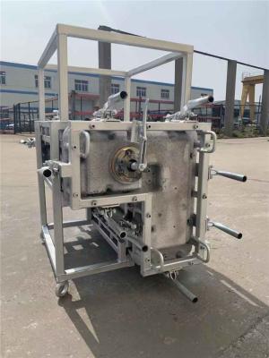 Chine outils de rotomoulage de pièce de fil en laiton 200l pour le grand réservoir de carburant en plastique automatique à vendre