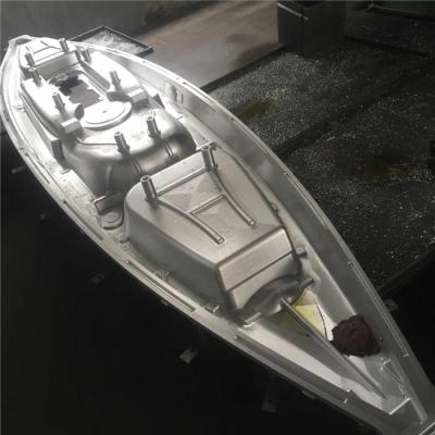 China Proceso que trabaja a máquina del aluminio del CNC del material plástico del molde PE del kayak del plástico de 4,6 metros en venta