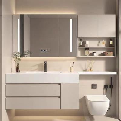 China Cream Butter Style Mirrored Bathroom Vanity Cabinet With Seamless Splicing Basin for sale