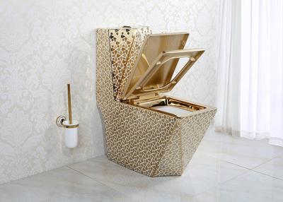 China Taza del inodoro del cuarto de baño del sifón que limpia con un chorro de agua, retrete occidental de una pieza de la forma del diamante en venta