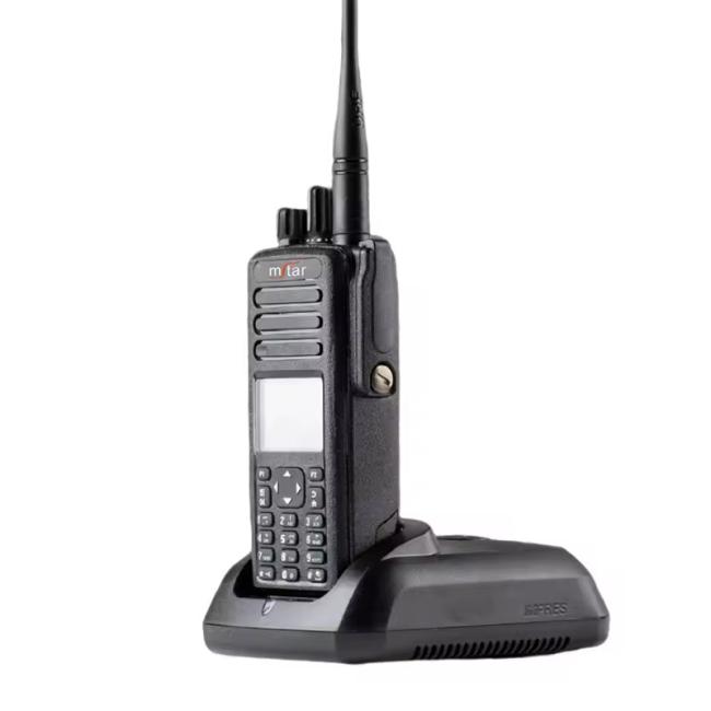XIR P8668 Voice-controlled Transmission Off-grid Black Outdoor Function Bluetooth Function Long Range Walkie Talkie for motorola