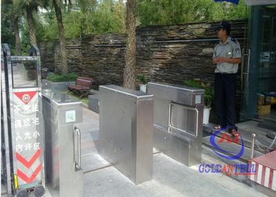 China Puerta inoxidable a prueba de agua de la barrera del oscilación, barrera del brazo oscilante de Pasillo que nada en venta