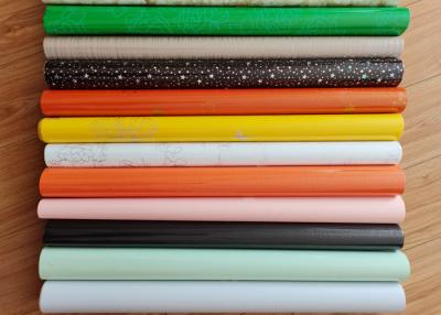 China High Gloss Colorful Pattern Self Adhesive PVC Film Roll For Furniture Decoration à venda