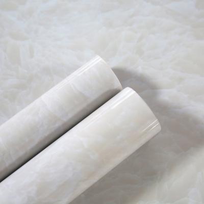 China Película decorativa de laminado de PVC resistente a los rayos UV para cubiertas de ventanas de PVC en venta