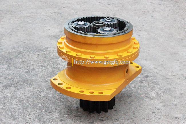 Komatsu PC200-8 Swing Gearbox assembly detail