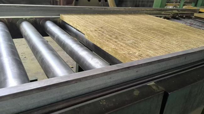 Rock wool board installation in building insulation