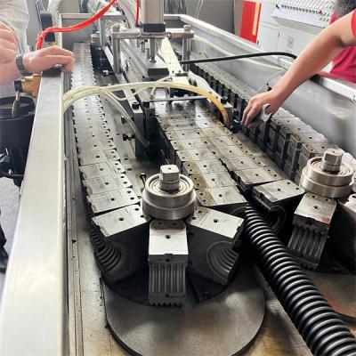 Chine Machines d' extrusion de tuyaux à double paroi, ligne d' extrusion de tuyaux en plastique ondulé SGS à vendre
