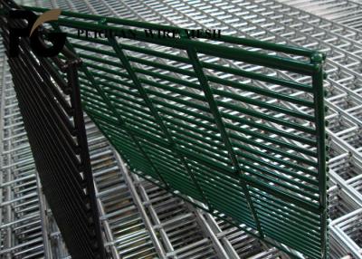 China Courtyard Twin Wire Mesh Fence , Green Twin Wire Mesh Fencing for sale
