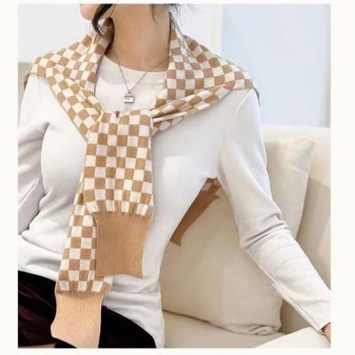 China Checkerboard Element Fashion Personality Warm Shawl 100% Wool for sale