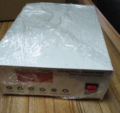 China 300 W Low Power Piezoelectric Digital Ultrasonic Generator with Remoted Control for sale