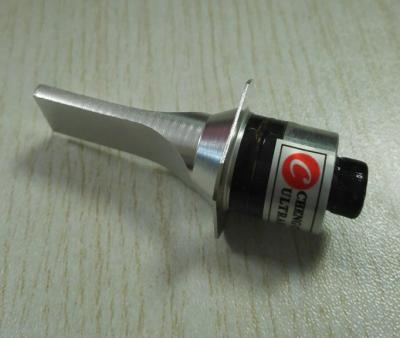 China El cuello de limpieza viste el transductor piezoeléctrico 1100pf del ultrasonido del elemento en venta