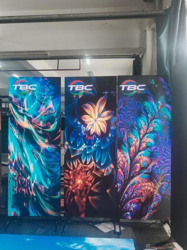 P2.604 LED Poster Display installation examples and mounting options