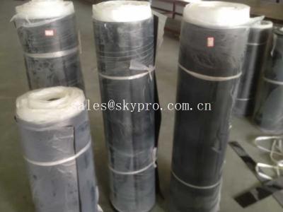 China Fabric Rubber Sheet Roll , Textured Surface Rubber Sheets With Cotton Nylon And EP Inserts Smooth for sale