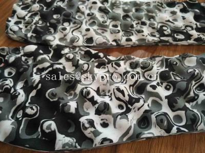 Китай Случайные подошвы тапочки пенистого каучука с пластмассой логотипа печатания связывают камуфлирование массажа продается